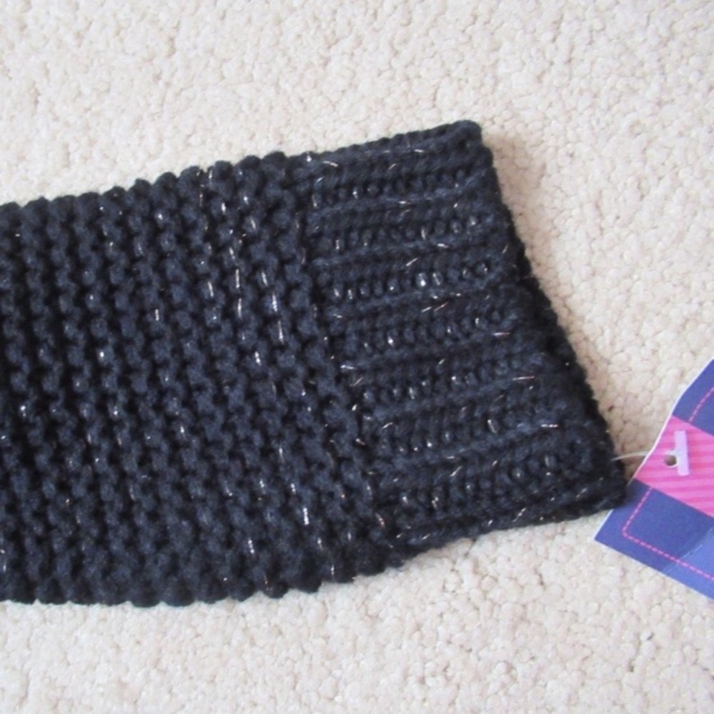 Relisted 6 - 6X sweater dress black w/ shimmer girls small - Picture 6 of 11